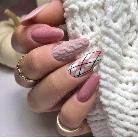 Plaid Nails, Sweater Nails, Fall Acrylic Nails, Best Nail Art Designs, Nails 2023, Xmas Nails, Hot Nails, Nail Art Ideas, Pretty Acrylic Nails