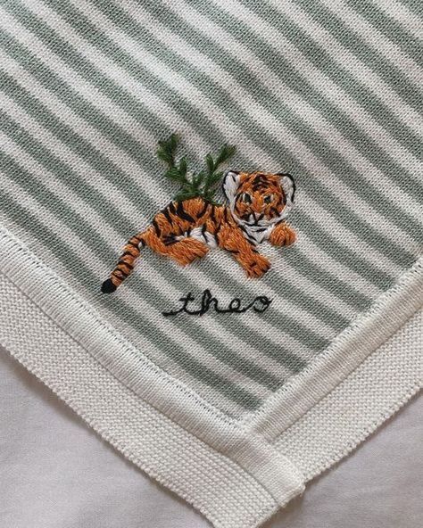 Tiger Theme Nursery, Baby Blanket Embroidery Ideas, Safari Embroidery, Tiger Nursery, Forest Embroidery, Blanket Embroidery, Embroidery Tiger, Tiger Blanket, Embroidered Tiger