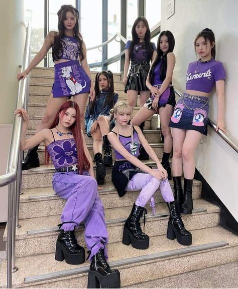 Nmixx Ot7, Kpop Concert Outfit, Concert Dresses, Womens Group, Performance Outfit, Kpop Outfits, Stage Outfits, Kpop Fashion, Kpop Girl Groups