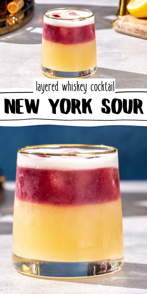 Side view of a New york Sour cocktail in a gold-rimmed lowball glass. Text overlay reads "layered whiskey cocktail - new york sour". There are two images of the drink, a small image on top and a larger image at the bottom. Wine Float Cocktail, Ny Sour Cocktail, New York Whiskey Sour, New York Sour Recipe, Rye Whiskey Cocktail Recipes, Rye Whiskey Cocktail, Simple Drinks, Wine Float, Layered Cocktails