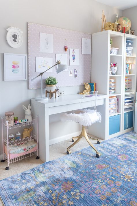 Love this Ikea malm desk and kallax shelf for girls bedroom storage along with this huge DIY bulletin board. Malm Desk, Ikea Malm Desk, Girls Bedroom Storage, Big Girl Bedrooms, Ikea Malm, Bedroom Desk, Girl Bedroom Designs, Room Challenge, Bedroom Refresh