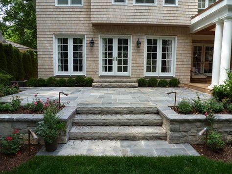 Found on Bing from www.pinterest.co.uk Raised Stone Patio, Patio With Steps, Diy Patio Ideas, Stone Patio Designs, Patio Railing, Raised Patio, Patio Steps, Stone Steps, Stone Patio