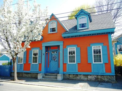 Lots of awesome orange house pictures here! Blue And Orange House, Orange House Exterior, Orange Houses, House Paint Schemes, Beach House Outside, Adding Curb Appeal, Orange Front Doors, Exterior Color Combinations, Exterior Paint Ideas