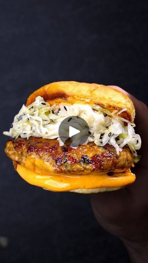 Chicken Burger Recipe Ground, Best Ground Chicken Burger Recipe, How To Make Chicken Burgers At Home, Ground Chicken Parm Burgers, Spicy Ground Chicken Burgers, White Pepper, Ground Chicken, Chicken And Dumplings, Looks Yummy