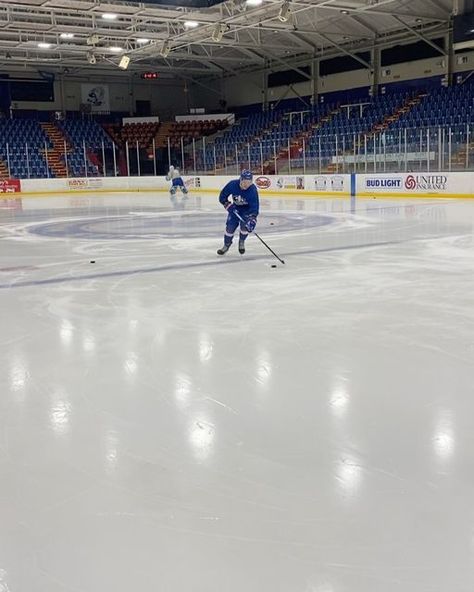 Sterling wolters on Instagram: "Morning skill work •quick touch-> pivot, walk, shot x2 •smooth hands and feet drill @tblightning" Smooth Hands, Hockey Drills, Drills, Hockey, Walking, On Instagram, Instagram, Ice Hockey