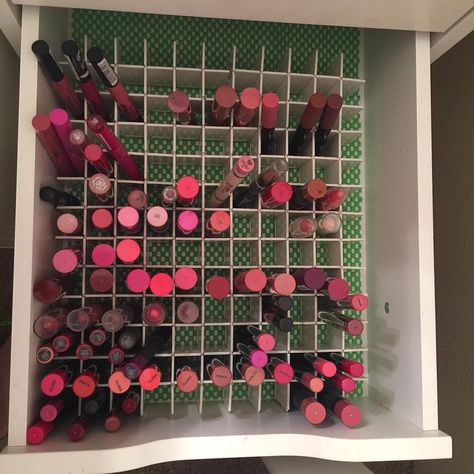 16 Genius Makeup Organizing Hacks That Will Save You From Chaos | SELF Lipstick Organization Ideas, Cosmetic Organizer Ideas, Diy Lipstick Organizer, Lipstick Organization, Makeup Organizing Hacks, Makeup Organizing, Beauty Blender Storage, Dream Vanity, Studio Storage