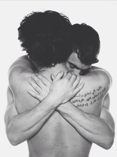 . Men Hugging, Gay Aesthetic, Gay Romance, Poses References, Body Reference, Body Poses, Two Men, Pose Reference Photo, Gay Love