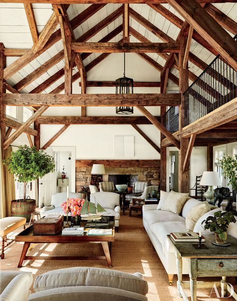 Interior Design Country, Casa Country, Timber Beams, Wood Beam Ceiling, Common Room, Exposed Beams, Wooden Beams, Natural Home Decor, Cool Ideas