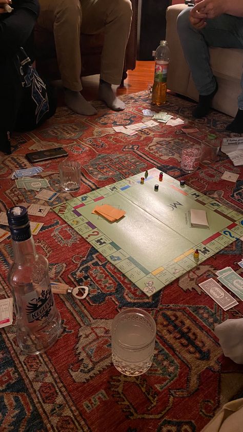 Alcohol With Friends, Monopoly Aesthetic, Monopoly Night, Friends Hangout, Alcohol Games, 17 Birthday, 17th Birthday Ideas, Life Vibes, 17th Birthday