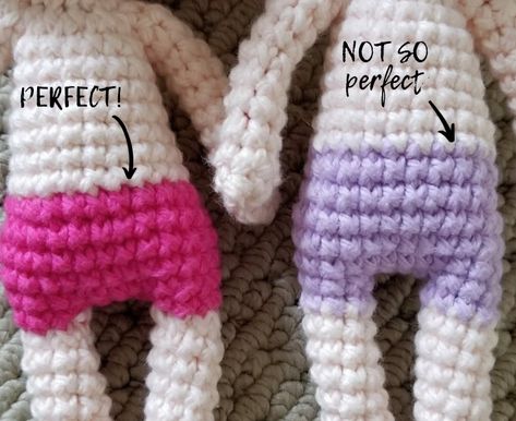 Crochet Color Change, Amigurumi Techniques, Crochet Stuffy, Amigurumi Tips, Crochet Stripes, Change Colors In Crochet, Amigurumi Design, Crochet Bodies, Crochet Hack