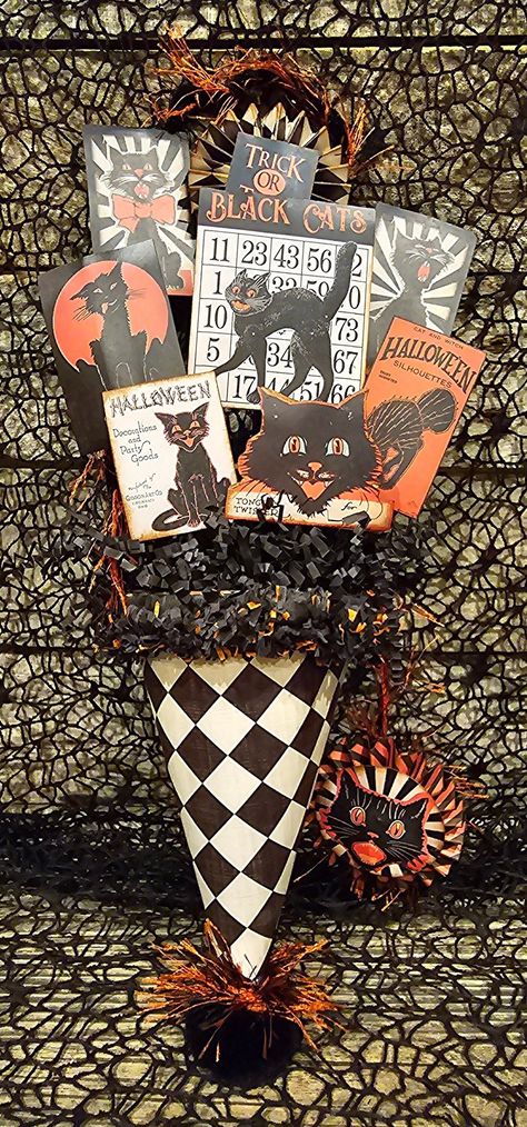 https://hauntedmoonemporium.etsy.com/listing/1756564689 Vintage Halloween Tree, Vintage Halloween Mantle, Crepe Paper Halloween Crafts, 1980s Halloween Decorations, Steampunk Halloween Decorations, Vintage Halloween Signs, Vintage Halloween Display, Vintage Halloween Crafts Diy, Whimsical Halloween Decor