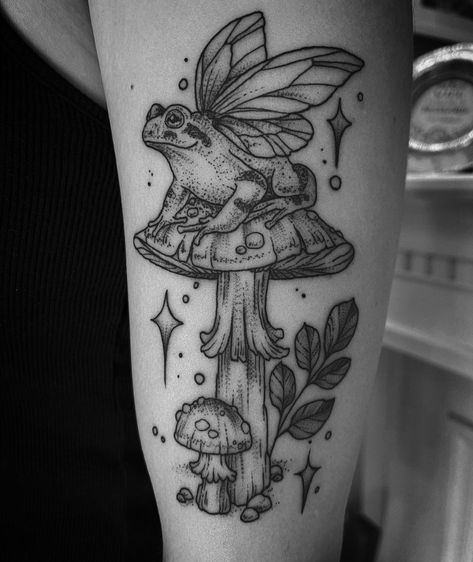 Toad Tattoo, Whimsical Tattoos, Cute Simple Tattoos, Hippie Tattoo, Autumn Tattoo, Mushroom Tattoos, Frog Tattoos, Forest Tattoos, Small Hand Tattoos