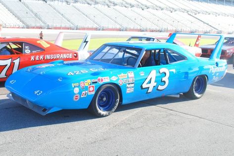 Plymouth Superbird, Plymouth Cars, Dodge Daytona, Dodge Cars, Nascar Race Cars, Nascar Cars, Richard Petty, Dodge Muscle Cars, Plymouth Roadrunner