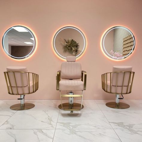 Pink And Gold Salon, Blush Pink Salon, Kaba Sharif, Modern Barber Shop, Hair Salon Wall, Shop Mirror, Pink Salon, Led Wall Mirror, Color Durazno