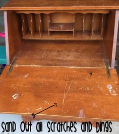 Upcycling, Painted Secretary Desks, Secretary Desk Makeover, Easy Diy Desk, Refurbished Desk, Desk Makeover Diy, Vintage Secretary Desk, Desk Redo, Drop Down Desk