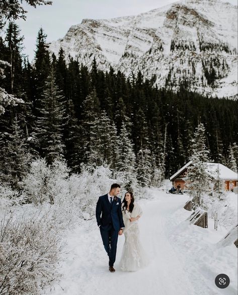 Snowy Wedding Ceremony, Winter Mountain Elopement, Snow Wedding Pictures, Ski Elopement, Groom Pics, Winter Honeymoon, Dream Elopement, Winter Mountain Wedding, Ski Wedding