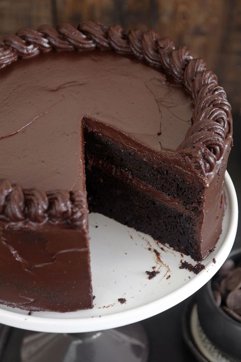 Inside Cake, Resipi Kek, American Chocolate, Amazing Chocolate Cake Recipe, Coconut Cheesecake, American Cake, Best Chocolate Cake, Cake Chocolate, Chocolate Cream