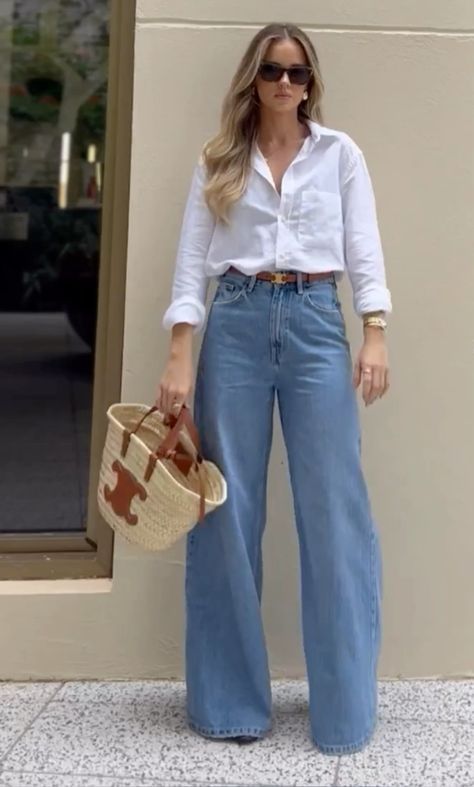 Luxury Mom Outfits, Light Wide Jeans Outfit, Outfits With Blue Wide Leg Jeans, What To Wear With Light Blue Pants, Dusty Blue Pants Outfit, Wild Leg Jeans Outfit, Wide Leg Light Jeans Outfit, Denim Pants Outfit Casual, Fall Outfits Wide Leg Jeans