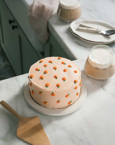 Creamsicle Cake - A Cozy Kitchen Orange Cake Ideas, Orange Birthday Cake, Creamsicle Cake, Vanilla Wafer Crust, Summer Pie, Sunny Disposition, Summer Cakes, Vanilla Wafers, Cake Tasting