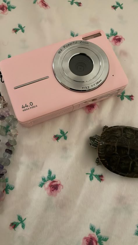 Pink Electronics, Camera Polaroid, Pink Camera, Cute Camera, Digi Cam, Vlogging Camera, Kids Camera, Evening Makeup, Point And Shoot Camera