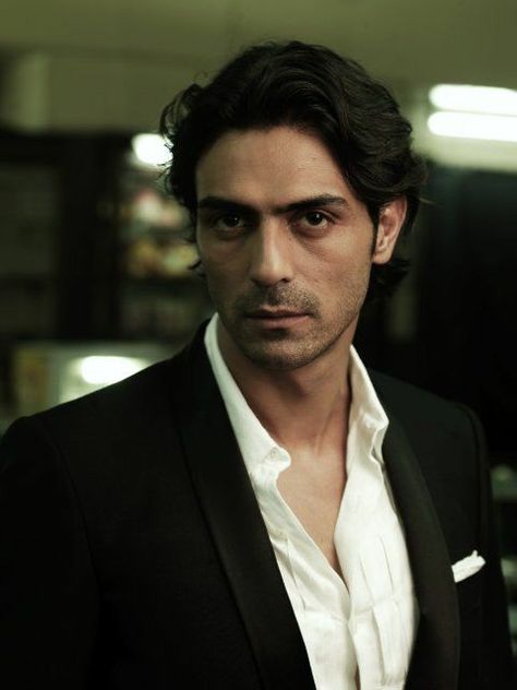 Arjun Rampal 2020-06-07 The Star Touched Queen, Blonde Actors, Indian Male Model, Arjun Rampal, Haircut Men, Actors Male, 90s Bollywood, Indian Man, Vintage Bollywood