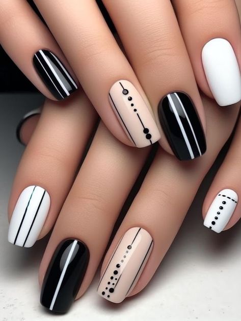 A minimalist black and white nail design with negative space accents, featuring clean lines and subtle detailing for a modern look. Gel Nails With Line Designs, Nail Art Designs Black And White, Dotting Nail Art Designs, Nails Black And White Design, Nails With Lines Design, Nail Design Lines, Black And White Gel Nails, Nail Art Black And White, Line Nail Designs