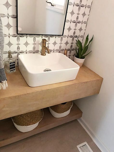 Honest Review of my DIY Wood Bathroom Vanity - 2 Years Later #diy #powderroomideas #bohofarmhousedecor Diy Floating Vanity, Floating Wood Vanity, Floating Vanity Bathroom, Pallet Deck Diy, Wooden Bathroom Vanity, Shelf Vanity, Ideas Habitaciones, Vanity Shelves, Diy Bathroom Vanity