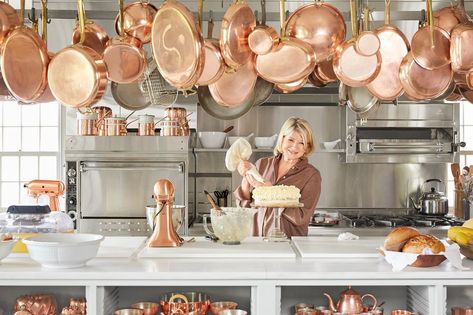 It’s Official: Martha Stewart Has the Most Impressive Kitchen We’ve Ever Seencountryliving Copper Display, Copper Stove, Copper Pots And Pans, Martha Stewart Kitchen, Martha Stewart Home, Kitchen Ikea, Pot Racks, Copper Decor, Copper Cookware