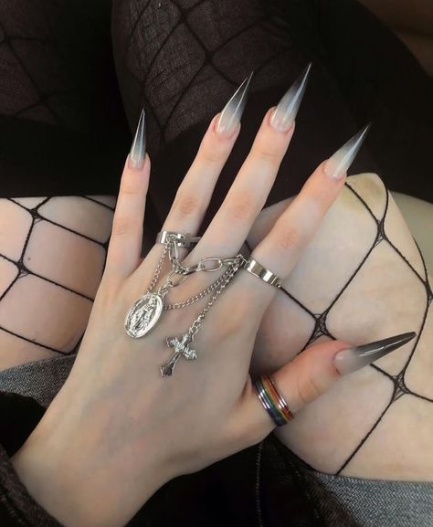 Acrylic Nails Stiletto, Punk Nails, Gothic Nails, Goth Nails, Grunge Nails, Pretty Gel Nails, Glass Nails, Fire Nails, Best Acrylic Nails