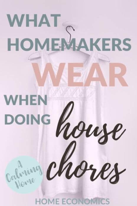 8 tips on what to wear when doing house chores House Cleaning Outfits Casual, Cleaning Outfit Work Wear, Cleaning House Outfit, House Cleaning Outfit, Outfit For Cleaning House, Cute Cleaning Outfits, Cleaning Day Aesthetic, Cleaning Outfit, Around The House Outfit