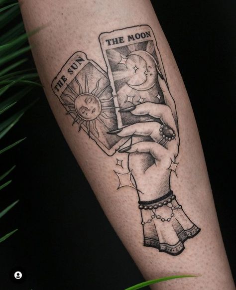 Hand Holding Card Tattoo, Hand Of Cards Tattoo, Hand Holding Tarot Card, Tarot Tattoo Ideas, Tarot Card Tattoo Design, Tarot Cards Tattoo, Hand Holding Card, Hand Holding Something, Traditional Tarot Cards