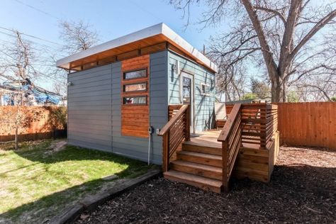 Granny Pad, Prefab Guest House, Tiny House Vacation, Pre Fab Tiny House, Beautiful Small Homes, Tiny House Swoon, Tiny House Builders, Small Cottages, Small Space Design