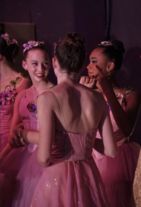 Rehersal Dress, Waltz Of The Flowers, Ballerina Tutu, Ballet Inspiration, Ballet Photos, Nutcracker Ballet, Ballet Photography, Ballet Beautiful, Dior Beauty