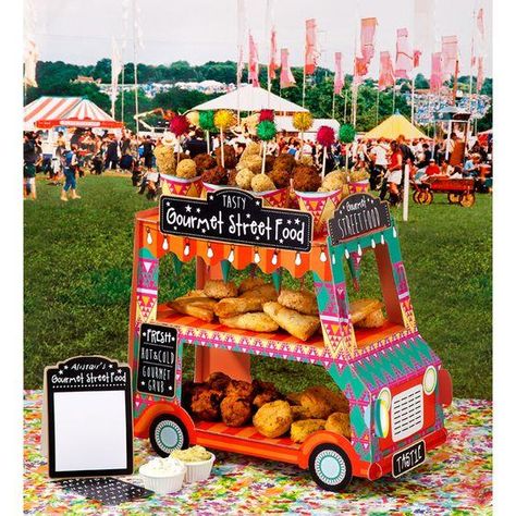 Quirky Chaat Stall Ideas For Indian Weddings - Shaadiwish Mexican Fiesta Food, Food Van, Food Stand, Mexican Fiesta Party, Mexican Birthday, Pani Puri, Mexican Party Theme, Mehndi Decor, Food Street