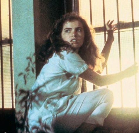 60s Horror, Heather Langenkamp, Nancy Thompson, 80s Horror, Slasher Movies, A Nightmare On Elm Street, Old Hollywood Stars, Scream Queens, Elm Street