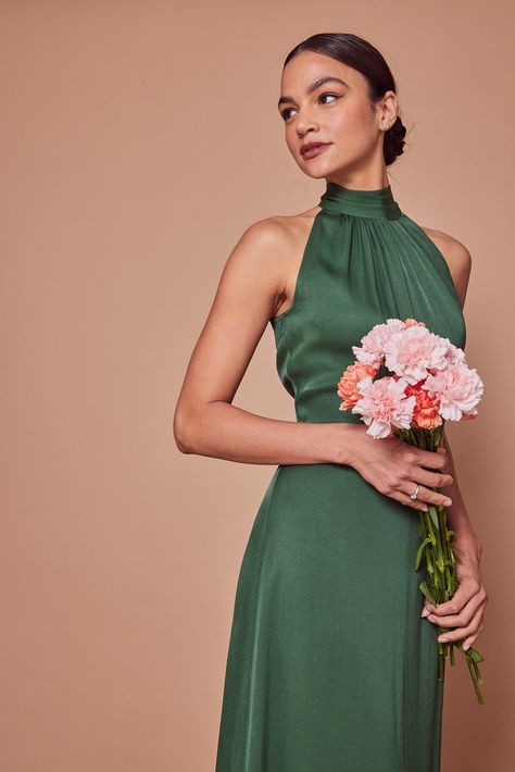 High Neck Green Bridesmaid Dress, Halter Neck Dress Bridesmaid, High Neck Green Dress, Halter High Neck Dress, Bridesmaid Halter Dress, Halter Neck Dress Outfit, Halter Top Bridesmaid Dresses, Green Halter Neck Dress, High Neck Satin Dress