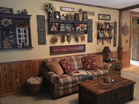 Building a primitive wall Living Room Tv Stand Ideas, Primitive Living Room Ideas, Rustic Livingroom, Tv Stand Ideas, Room Tv Stand, Contemporary Rustic Decor, Restaurant Bathroom, Rustic Cafe, Rustic Apartment