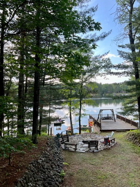 Small Cabin By The Lake, Grown Ups Lake House, Cabin Next To Lake, Cabin Overlooking Lake, House Near Lake Woods, Oregon Lake House, Up North Wisconsin Aesthetic, Homes On The Lake, Summer Log Cabin