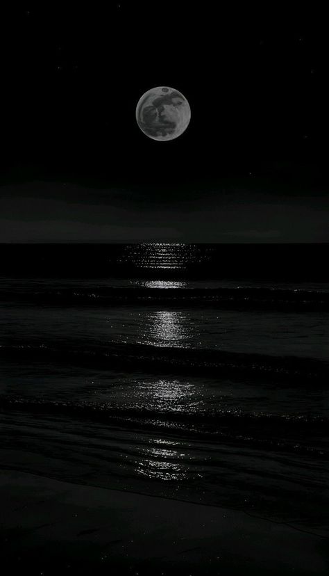 Asthetic Wallper Black Moon, Dark Night Wallpaper Aesthetic, Moon Wallpaper For Iphone, Mon Wallpapers, Black Sky Aesthetic, Moon Aesthetic Black, Black Sky Wallpaper, Dark Nature Aesthetic Wallpaper, Black Moon Wallpaper