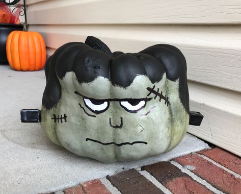 Green Painted Pumpkins, Green Pumpkin Decorating Ideas, Frankenstein Painted Pumpkins, Green Pumpkin Carving Ideas, Green Pumpkin Painting, Green Pumpkin Painting Ideas, Zombie Pumpkin Painting, Frankenstein Pumpkin Painting, Gourd Painting Ideas