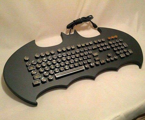 Batman Keyboard I Am Batman, Im Batman, Batgirl, Dark Knight, Gotham, Marvel Dc, Superman, Dc Comics, The Darkest