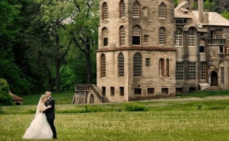 Places To Have A Wedding, Small Outdoor Wedding, Pittsburgh Wedding Venues, Fall Wedding Venues, Wedding Venues Pennsylvania, Ny Wedding Venues, Pa Wedding Venues, Airbnb Wedding, Low Budget Wedding