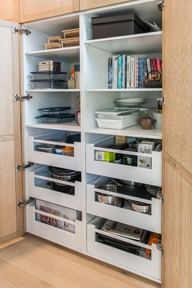 Kitchen Pantry Cupboard, Pantry Storage Cabinets, Kitchen Cupboard Storage, Desain Pantry, Build Furniture, Pantry Remodel, Kitchen Cupboard Designs, Kabinet Dapur, Pantry Shelving