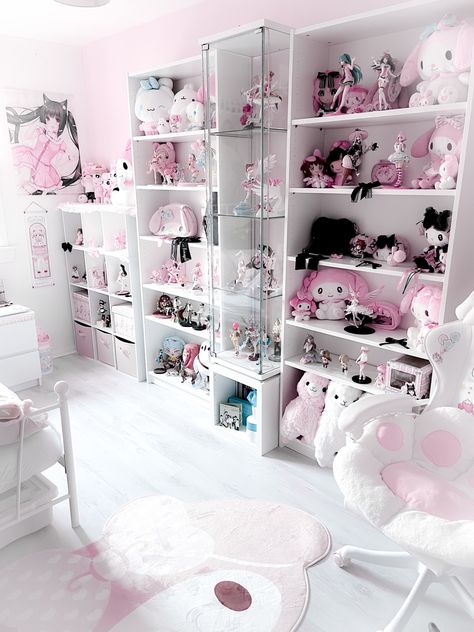 Kuromi Room, Kawaii Room Ideas, Kawaii Bedroom, Otaku Room, Princess Room, Room Goals, Cute Room Ideas, Pretty Room, Kawaii Room