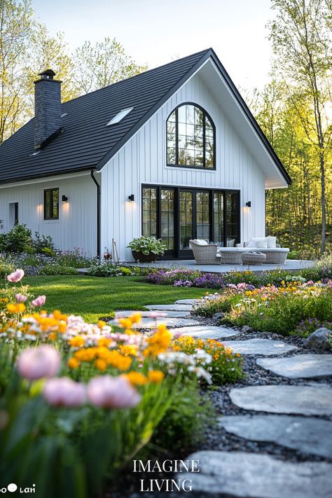 Romantic Cottage Garden Inspiration for a Picturesque Spring Lavender Hedges, Cottage Garden Inspiration, Spring Garden Ideas, Lavender Hedge, Romantic Cottage, Cozy Seating, Cottage Gardens, Cozy Cottage, Spring Garden