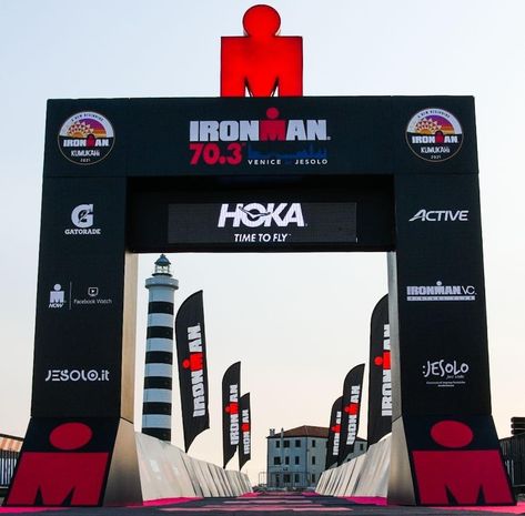 Ironman Finish Line, Ironman 70.3, Iron Man Triathlon, Ironman 1, Winning Motivation, Marathon Design, Marathon Motivation, Vision Board Images, October Baby