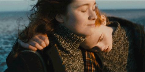 New party member! Tags: friends best friends a24 elle fanning ginger and rosa alice englert Ginger Faceclaims Gif, Alice Englert Gif, Ginger And Rosa, Alice Englert, Talking Picture, Finnick Odair, Our Friendship, Elle Fanning, Teenage Dream