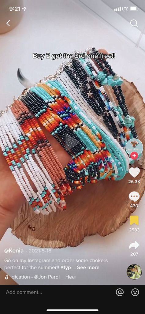 Western Handmade Jewelry, Western Beaded Bracelets Diy, Seed Bead Western Necklace, Seed Bead Necklace Diy Tutorials, Western Homemade Jewelry, Cute Western Beaded Necklaces, Western Bracelet Patterns, Diy Western Jewelry Ideas, Western Things To Make