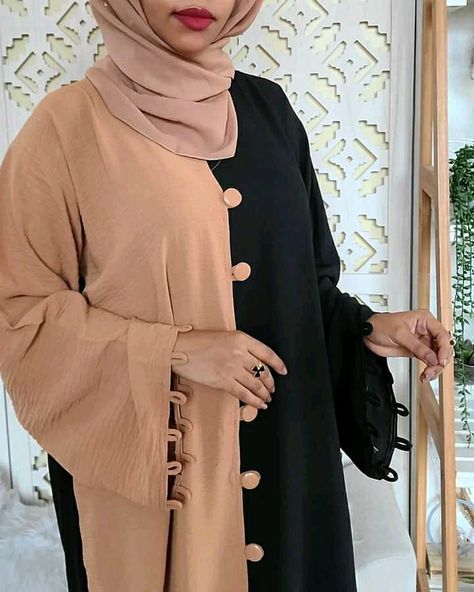 Abaya With Buttons, Men Dressing, Abaya Pattern, Abaya Design, Man Dressing Style, Maxi Outfits, Stylish Short Dresses, Fashionable Clothes, Abaya Designs