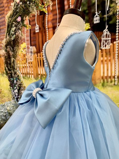 Soft Blue Pearl Baby Girl Tutu Dress by TinysweetpeaBoutique on Etsy Girls Tutu Dresses, Fancy Dress Up, Girl Tutu, Baby Pearls, Summer Sundress, Princess Gown, Up Costumes, Elegant Baby